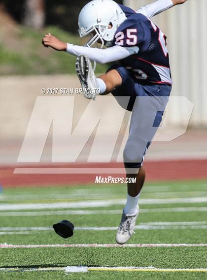 Thumbnail 2 in Elsinore Tigers vs Beckman Patriots photogallery.