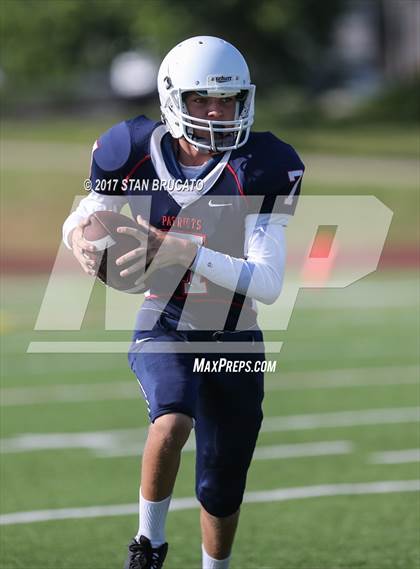 Thumbnail 3 in Elsinore Tigers vs Beckman Patriots photogallery.