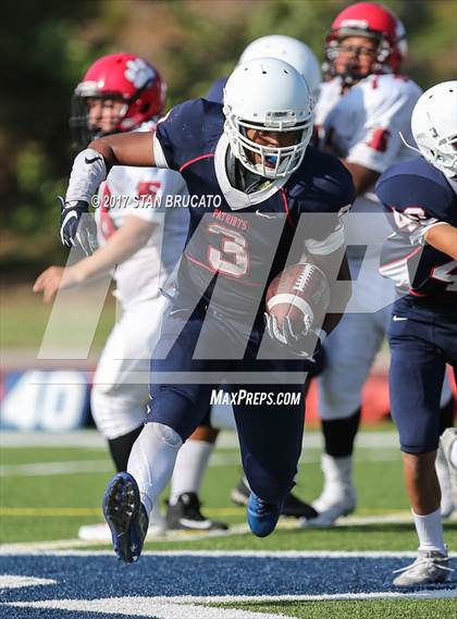 Thumbnail 2 in Elsinore Tigers vs Beckman Patriots photogallery.
