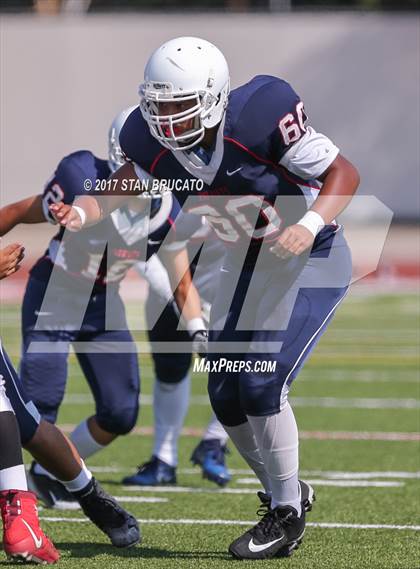 Thumbnail 2 in Elsinore Tigers vs Beckman Patriots photogallery.