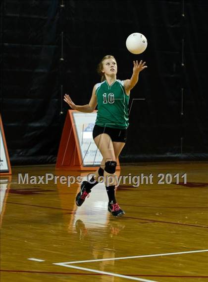 Thumbnail 2 in North Carolina School of Science & Math vs. North Stokes (NCHSAA 1A Final) photogallery.