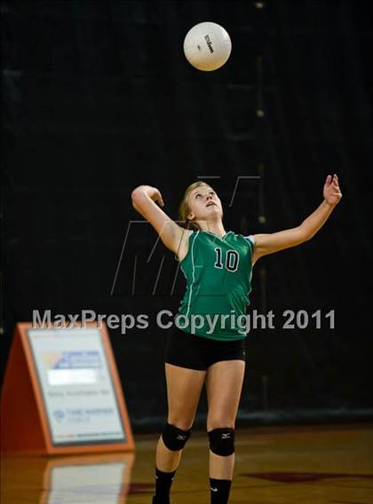 Thumbnail 1 in North Carolina School of Science & Math vs. North Stokes (NCHSAA 1A Final) photogallery.
