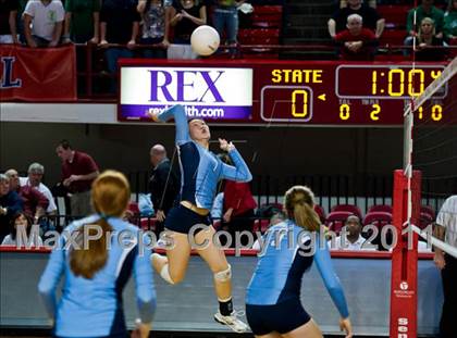 Thumbnail 2 in North Carolina School of Science & Math vs. North Stokes (NCHSAA 1A Final) photogallery.