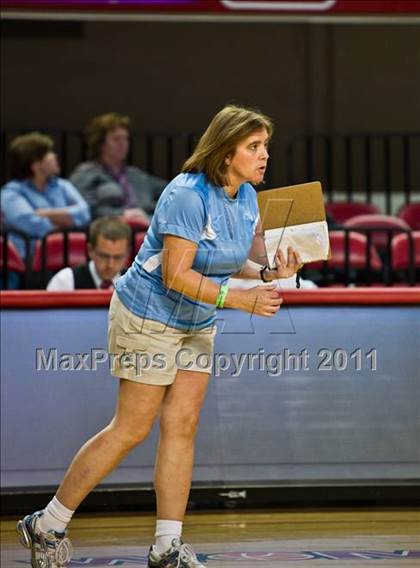 Thumbnail 2 in North Carolina School of Science & Math vs. North Stokes (NCHSAA 1A Final) photogallery.