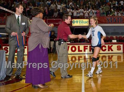 Thumbnail 1 in North Carolina School of Science & Math vs. North Stokes (NCHSAA 1A Final) photogallery.