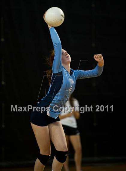 Thumbnail 2 in North Carolina School of Science & Math vs. North Stokes (NCHSAA 1A Final) photogallery.