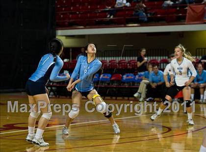 Thumbnail 2 in North Carolina School of Science & Math vs. North Stokes (NCHSAA 1A Final) photogallery.