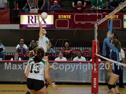 Thumbnail 3 in North Carolina School of Science & Math vs. North Stokes (NCHSAA 1A Final) photogallery.