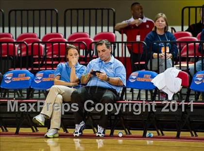 Thumbnail 1 in North Carolina School of Science & Math vs. North Stokes (NCHSAA 1A Final) photogallery.