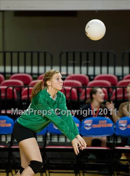 Thumbnail 3 in North Carolina School of Science & Math vs. North Stokes (NCHSAA 1A Final) photogallery.