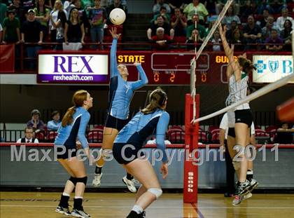 Thumbnail 3 in North Carolina School of Science & Math vs. North Stokes (NCHSAA 1A Final) photogallery.