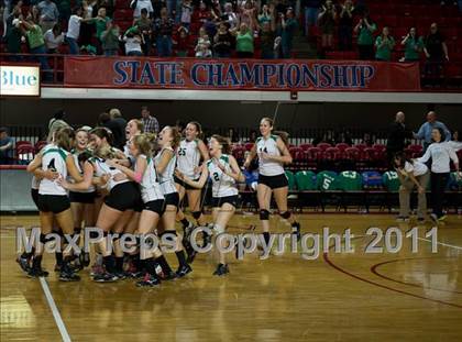 Thumbnail 2 in North Carolina School of Science & Math vs. North Stokes (NCHSAA 1A Final) photogallery.