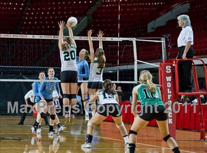 Thumbnail 3 in North Carolina School of Science & Math vs. North Stokes (NCHSAA 1A Final) photogallery.