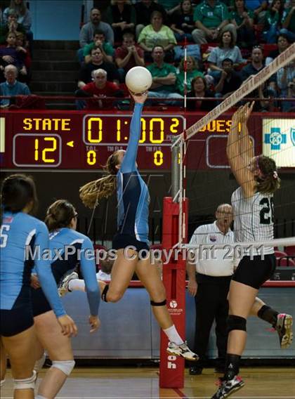 Thumbnail 1 in North Carolina School of Science & Math vs. North Stokes (NCHSAA 1A Final) photogallery.