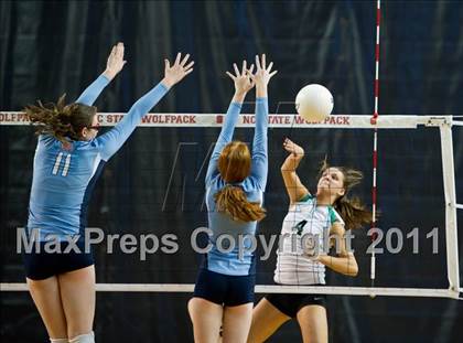 Thumbnail 3 in North Carolina School of Science & Math vs. North Stokes (NCHSAA 1A Final) photogallery.