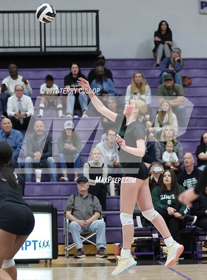 Thumbnail 3 in Clearfield @ Riverton (UHSAA 6A Round 1) photogallery.