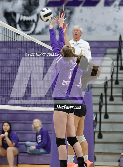 Thumbnail 2 in Clearfield @ Riverton (UHSAA 6A Round 1) photogallery.