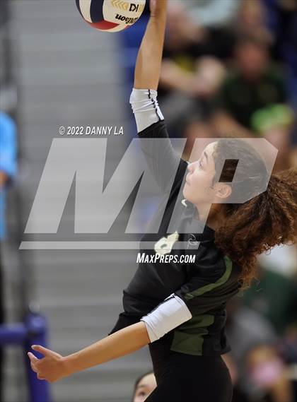 Thumbnail 1 in Langley @ Alexandria City (VHSL Class 6 Quarterfinal) photogallery.