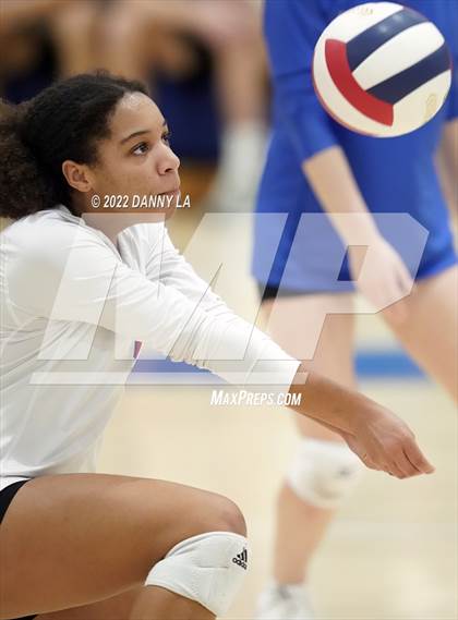 Thumbnail 1 in Langley @ Alexandria City (VHSL Class 6 Quarterfinal) photogallery.