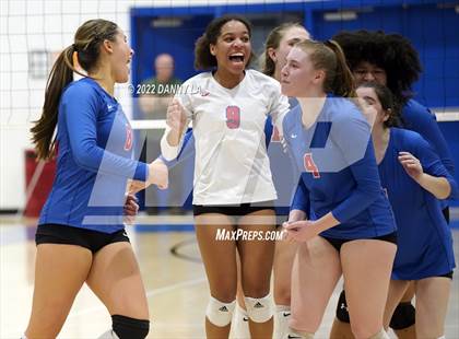 Thumbnail 2 in Langley @ Alexandria City (VHSL Class 6 Quarterfinal) photogallery.