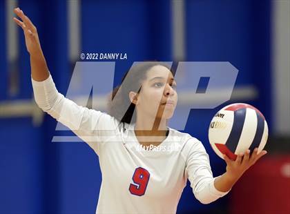 Thumbnail 1 in Langley @ Alexandria City (VHSL Class 6 Quarterfinal) photogallery.