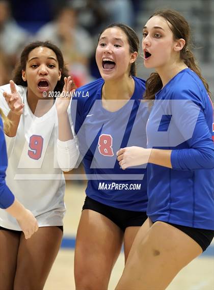 Thumbnail 2 in Langley @ Alexandria City (VHSL Class 6 Quarterfinal) photogallery.