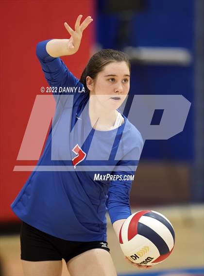 Thumbnail 2 in Langley @ Alexandria City (VHSL Class 6 Quarterfinal) photogallery.