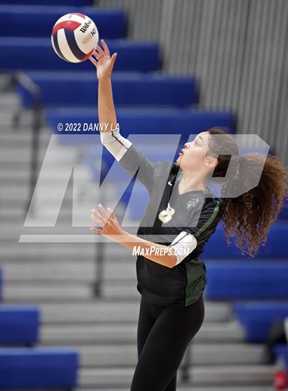Thumbnail 3 in Langley @ Alexandria City (VHSL Class 6 Quarterfinal) photogallery.