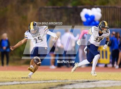 Thumbnail 1 in South Iredell @ Lake Norman photogallery.