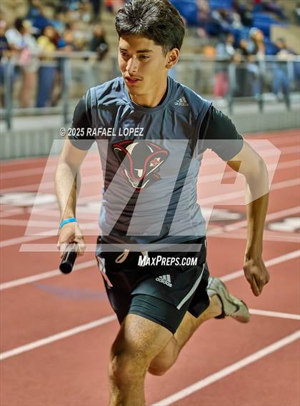 Thumbnail 3 in JV: UIL 6A Track and Field Championship (4x400M) photogallery.
