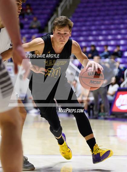 Thumbnail 2 in Corner Canyon vs. Wasatch (UHSAA 5A First Round) photogallery.