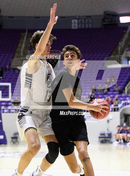 Thumbnail 1 in Corner Canyon vs. Wasatch (UHSAA 5A First Round) photogallery.