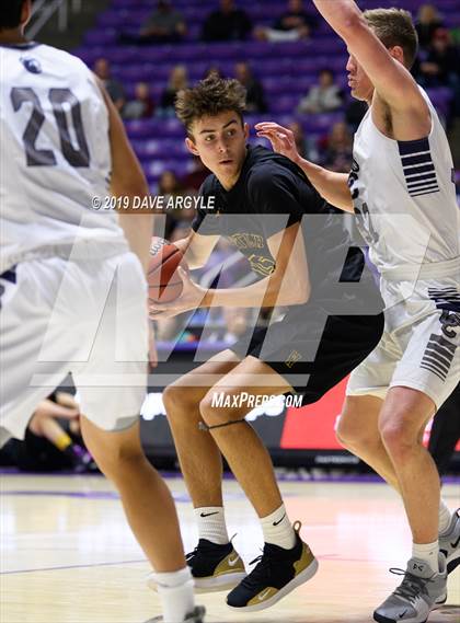 Thumbnail 3 in Corner Canyon vs. Wasatch (UHSAA 5A First Round) photogallery.