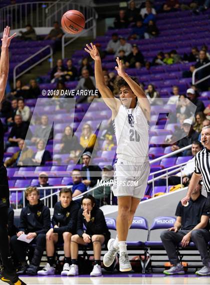 Thumbnail 1 in Corner Canyon vs. Wasatch (UHSAA 5A First Round) photogallery.