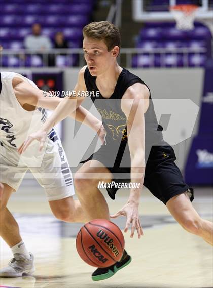 Thumbnail 3 in Corner Canyon vs. Wasatch (UHSAA 5A First Round) photogallery.