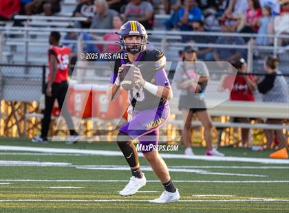Thumbnail 1 in Center Hill @ DeSoto Central photogallery.