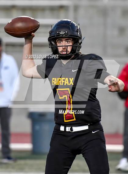 Thumbnail 1 in Fairfax vs. Ferndale (DIV 7-AA CIF State Championship) photogallery.