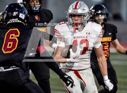 Thumbnail 2 in Fairfax vs. Ferndale (DIV 7-AA CIF State Championship) photogallery.