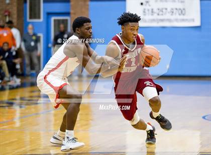 Thumbnail 1 in Trinity Catholic vs. Alton photogallery.