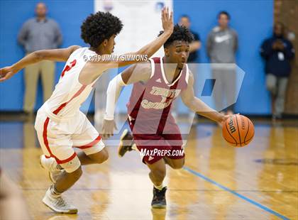 Thumbnail 2 in Trinity Catholic vs. Alton photogallery.