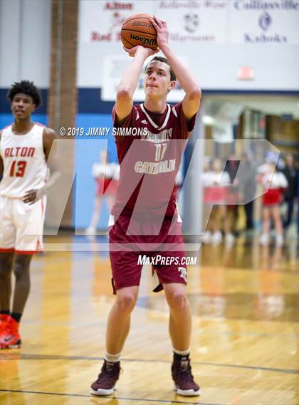 Thumbnail 2 in Trinity Catholic vs. Alton photogallery.