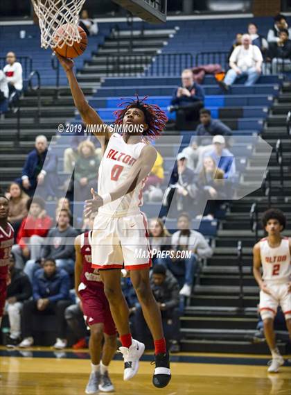 Thumbnail 1 in Trinity Catholic vs. Alton photogallery.