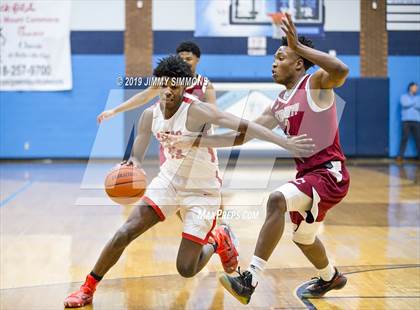 Thumbnail 2 in Trinity Catholic vs. Alton photogallery.