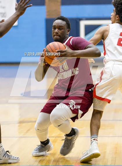 Thumbnail 3 in Trinity Catholic vs. Alton photogallery.