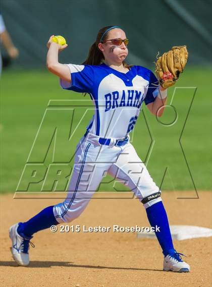 Thumbnail 2 in MacArthur vs. Saginaw photogallery.