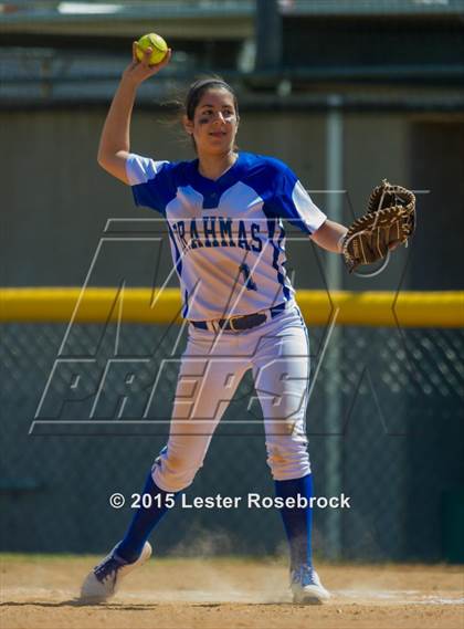 Thumbnail 2 in MacArthur vs. Saginaw photogallery.