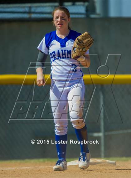 Thumbnail 1 in MacArthur vs. Saginaw photogallery.