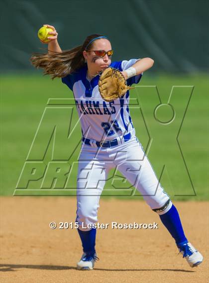 Thumbnail 1 in MacArthur vs. Saginaw photogallery.