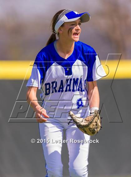 Thumbnail 2 in MacArthur vs. Saginaw photogallery.