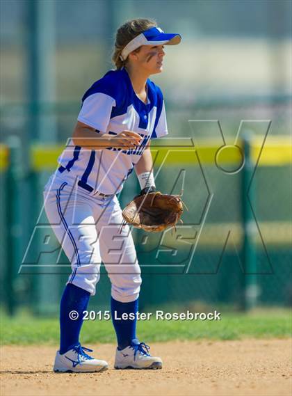 Thumbnail 2 in MacArthur vs. Saginaw photogallery.